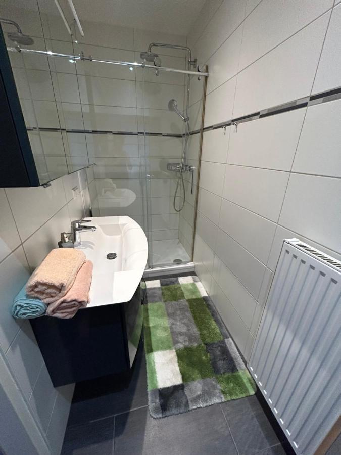 Grosse Ferienwohnung 克拉根福 外观 照片