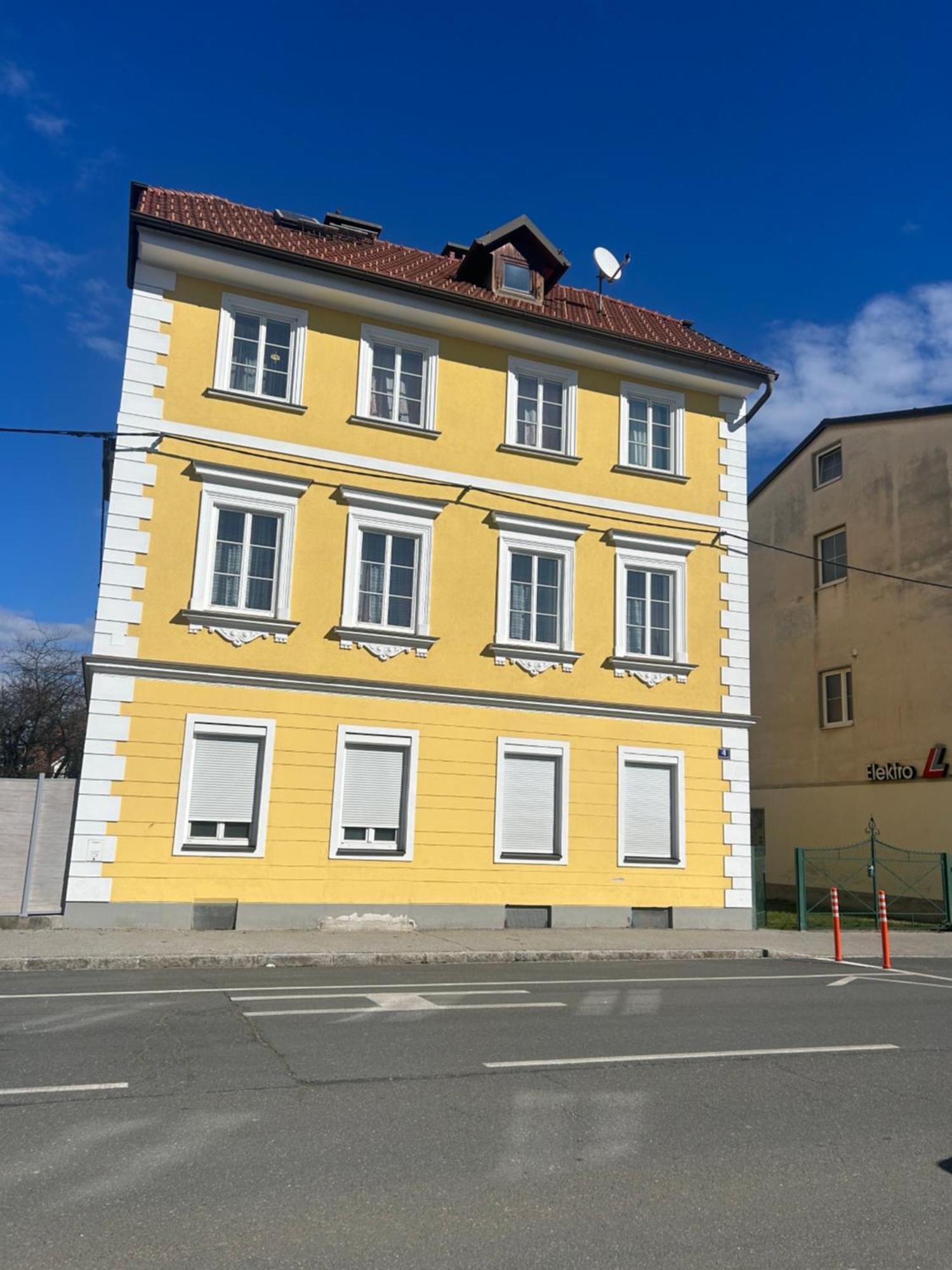 Grosse Ferienwohnung 克拉根福 外观 照片